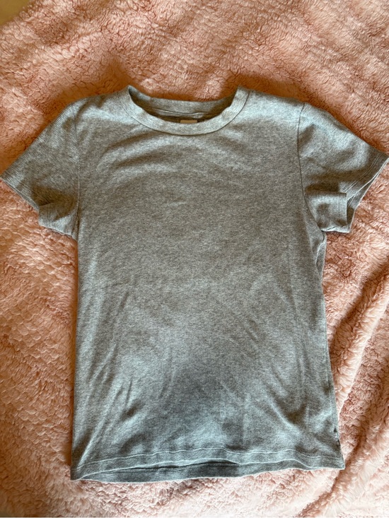 TNA Tops - TNA Homestretch NWOT Short Sleeve Crewneck Tee - Gray